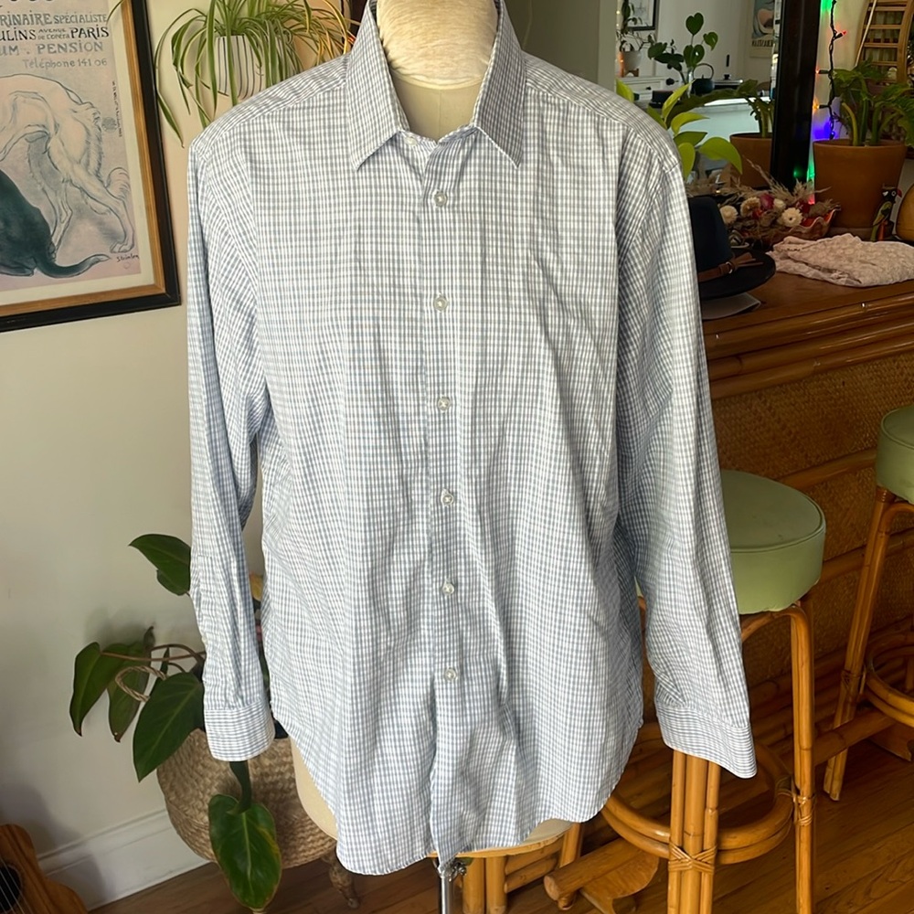 Calvin Klein button-down dress shirt Slim fit